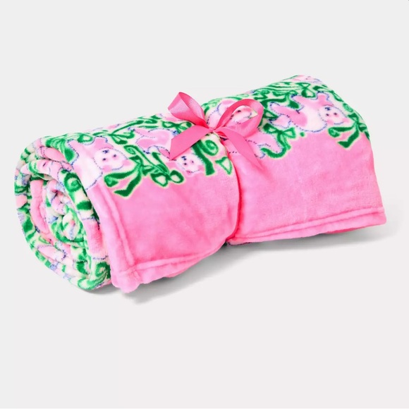 Lilly Pulitzer Blanket! - Picture 7 of 7